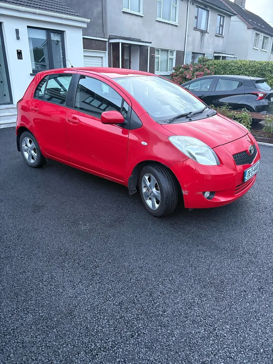 Toyota Yaris - Image 3