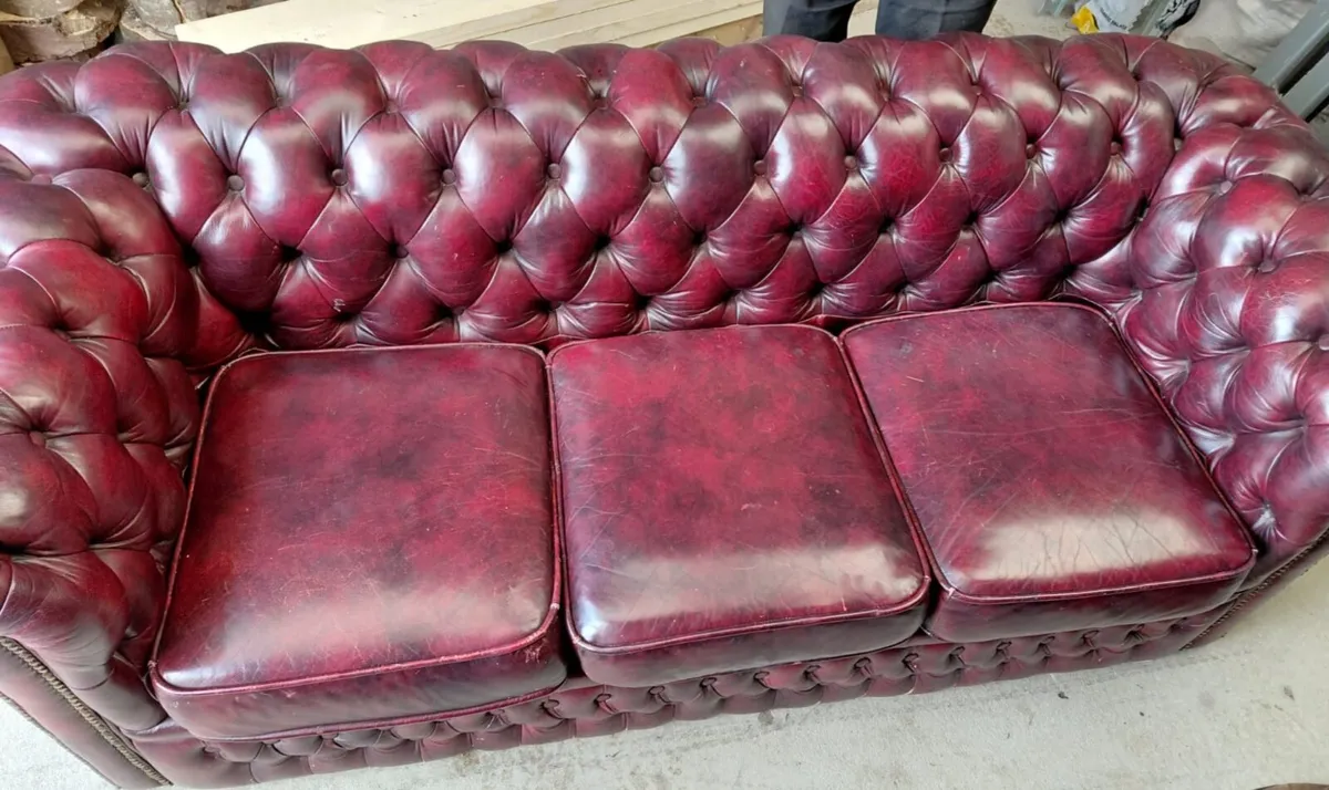 Chesterfield Sofa Suite - Image 1