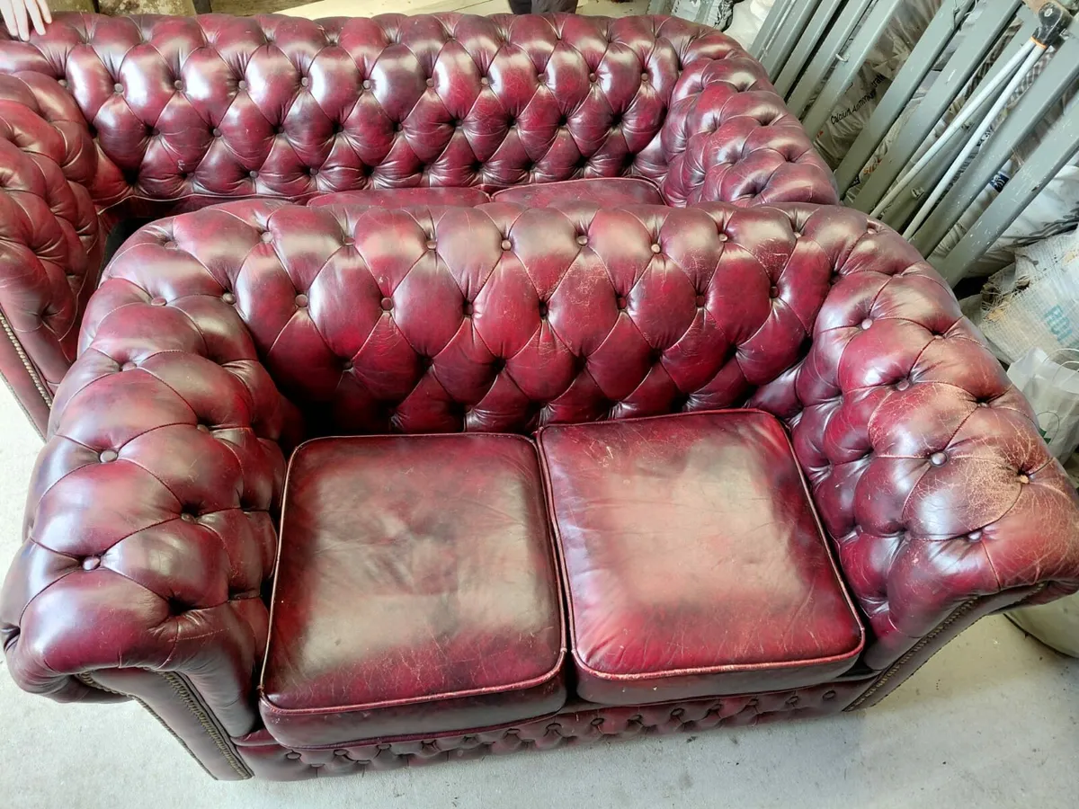 Chesterfield Sofa Suite - Image 4