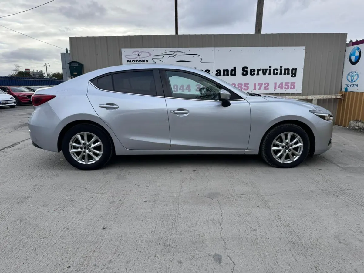 171 Mazda 3 1.5D Low Miles Warranty - Image 3
