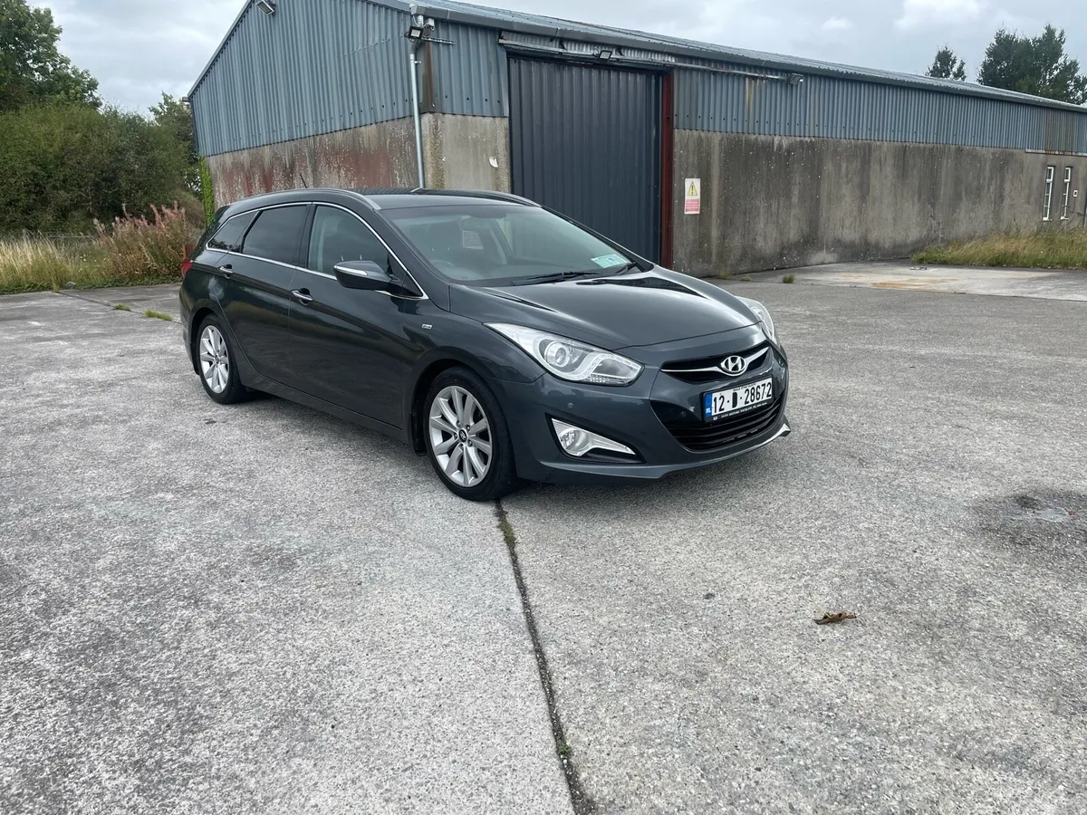2012 Hyundai 140 1.7 diesel - Image 2