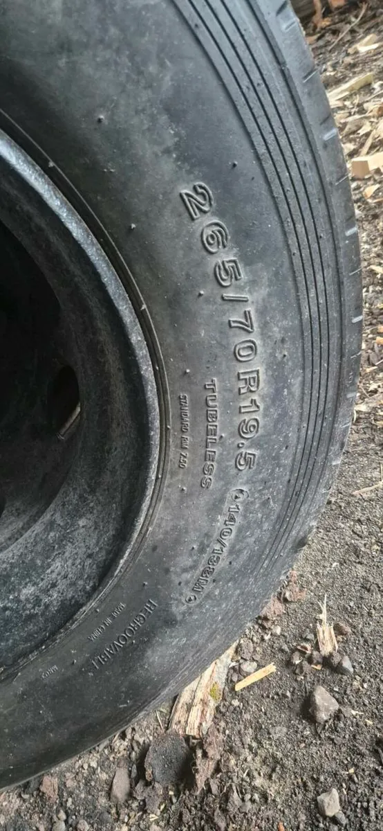 8 Stud Rims & Tyres - Image 2