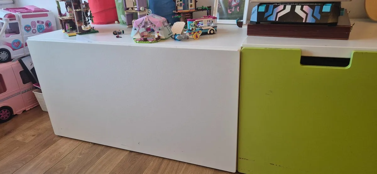Children storage units (4 units) - Image 1