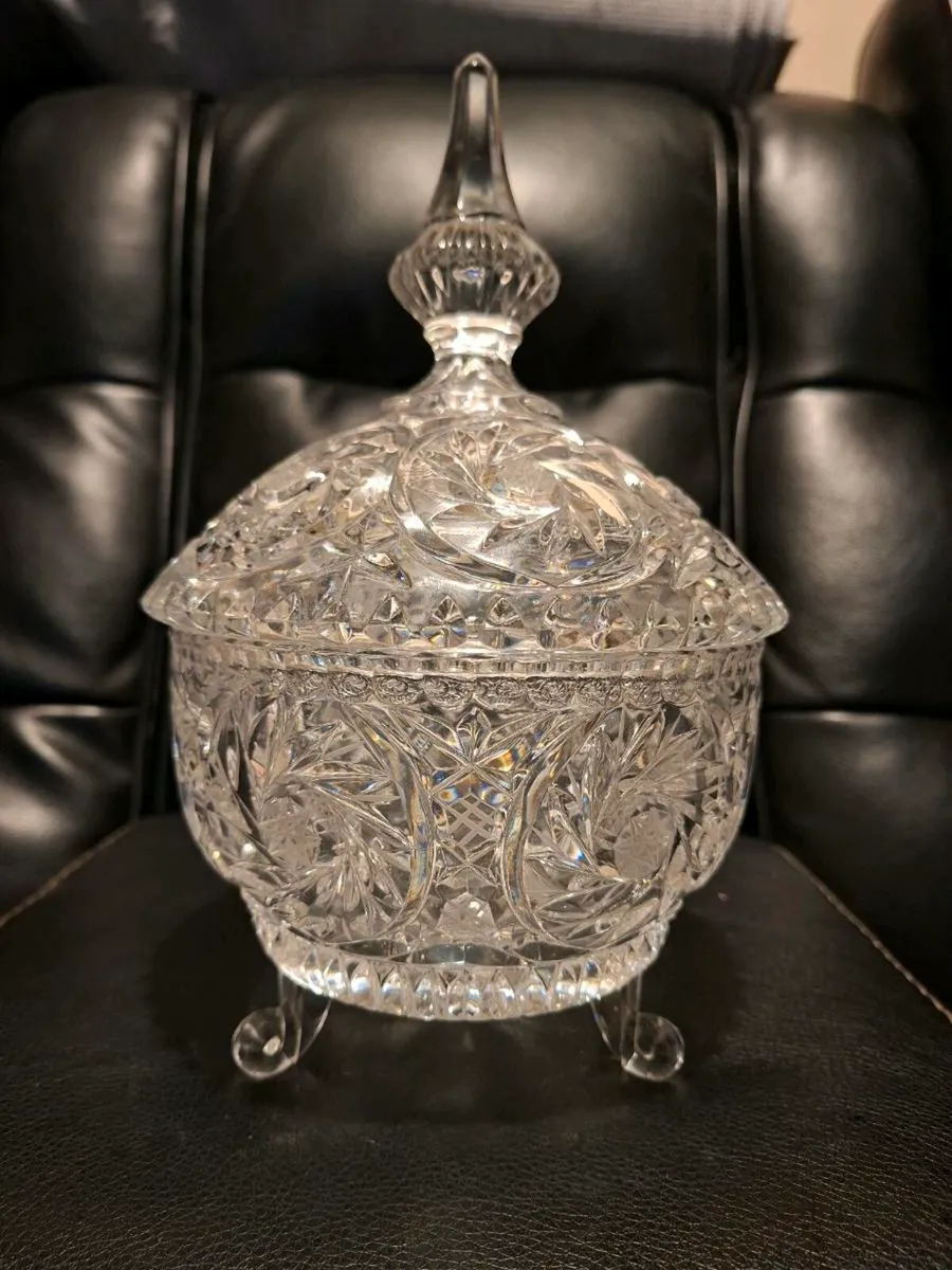 Stunning Vintage heavy Crystal Sweet/Cookie dish - Image 1