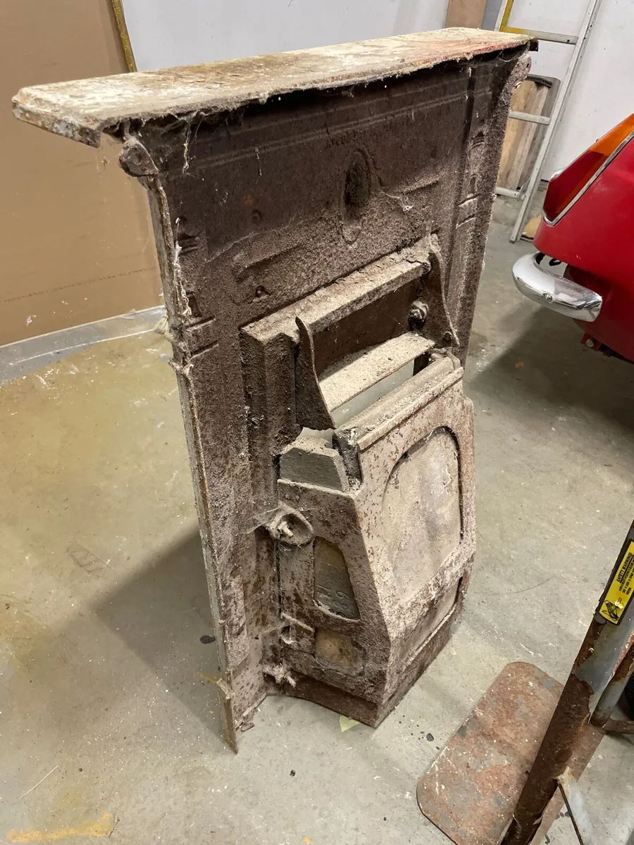 Antique fireplace - Image 2