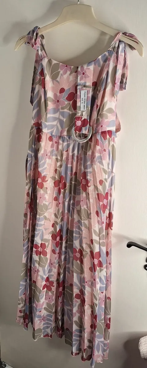 Clothes - Image 2