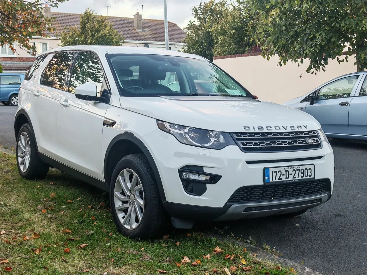 Land Rover Discovery Sport 2017 - Image 1