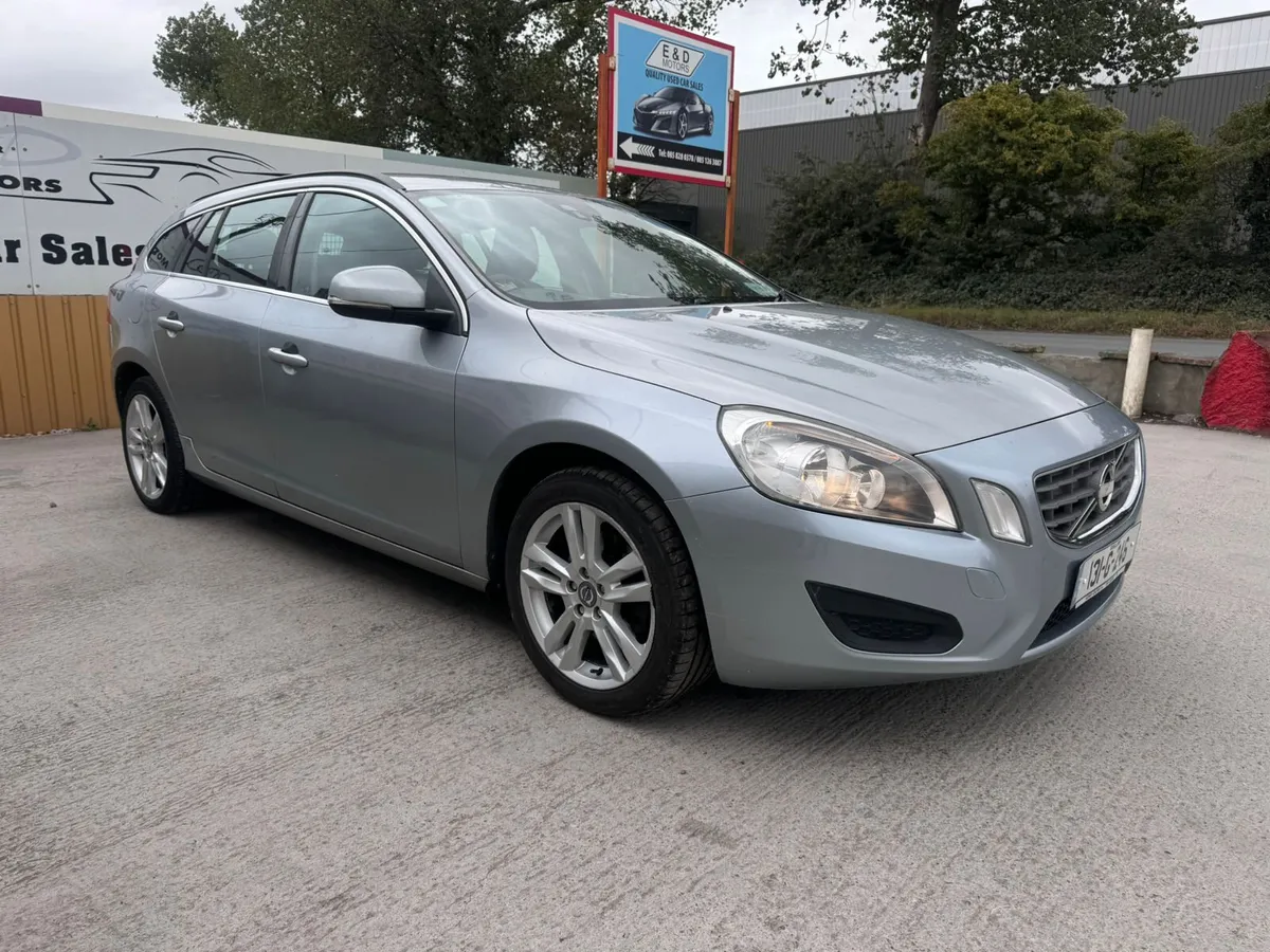 131 Volvo V60 1.6D Low Miles Warranty - Image 1