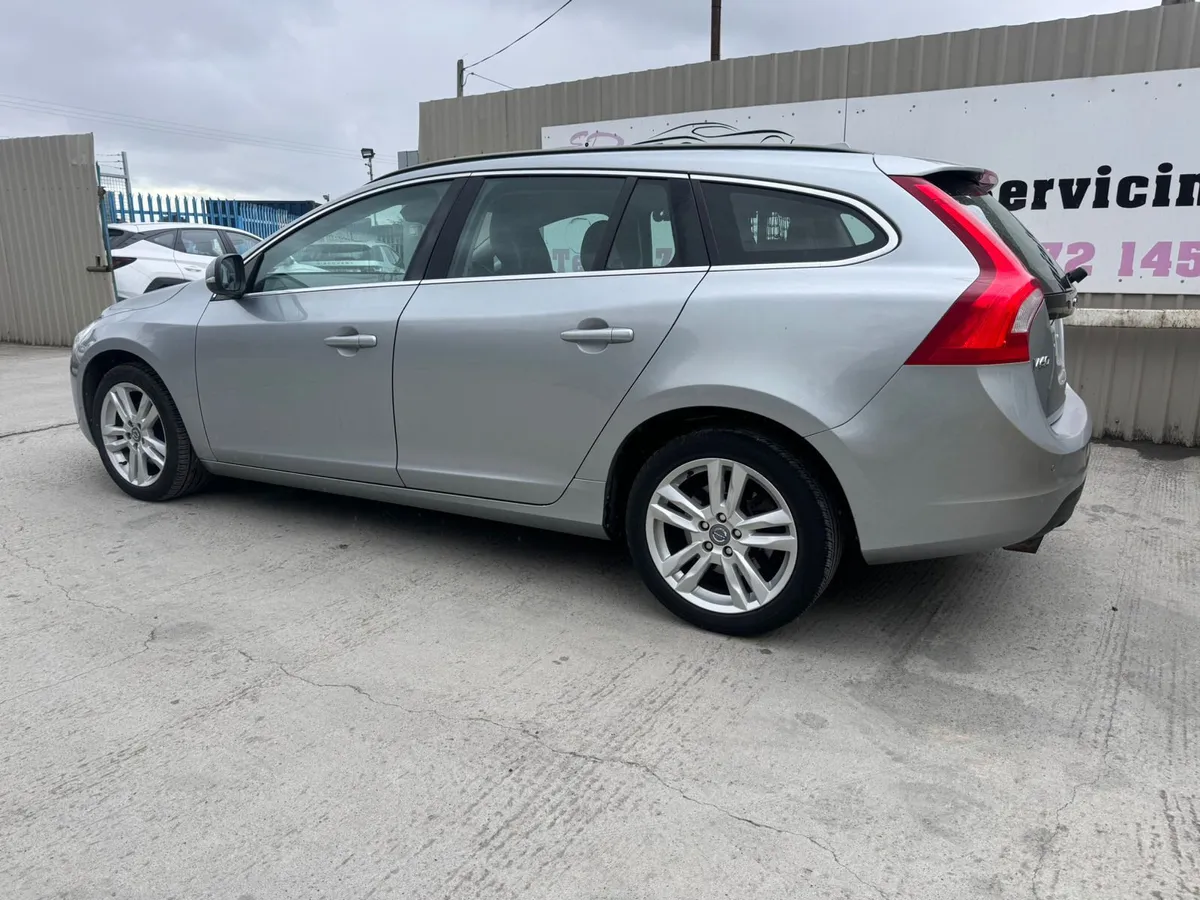 131 Volvo V60 1.6D Low Miles Warranty - Image 2