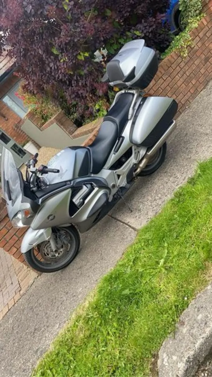 Honda ST1300 Pan Europen - Image 3