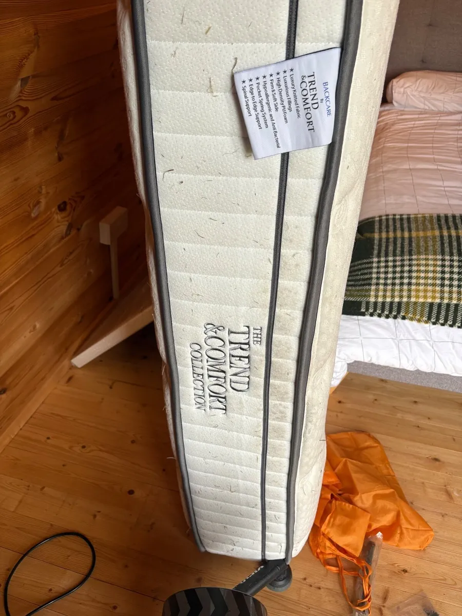 Bed/matress - Image 2
