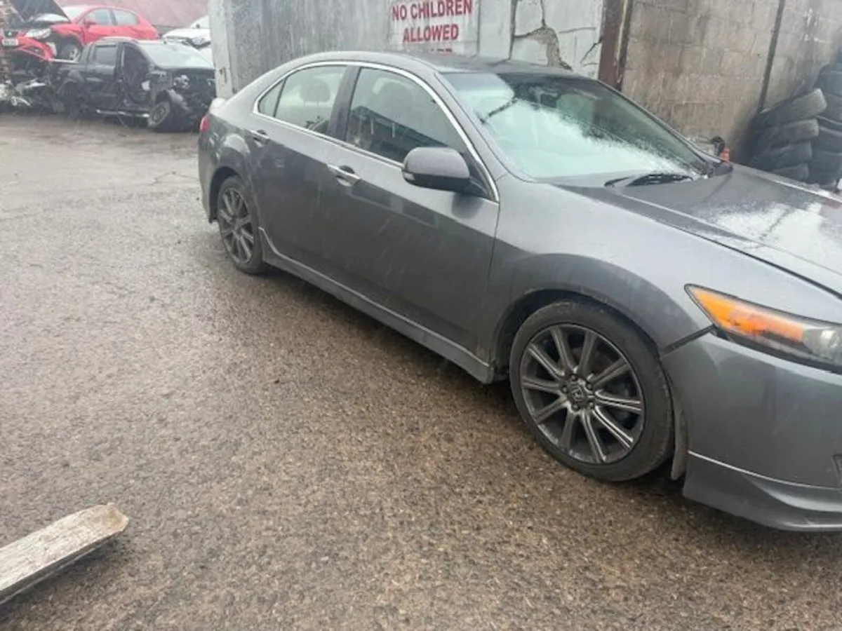2009 HONDA ACCORD 2.2L-D - Image 1