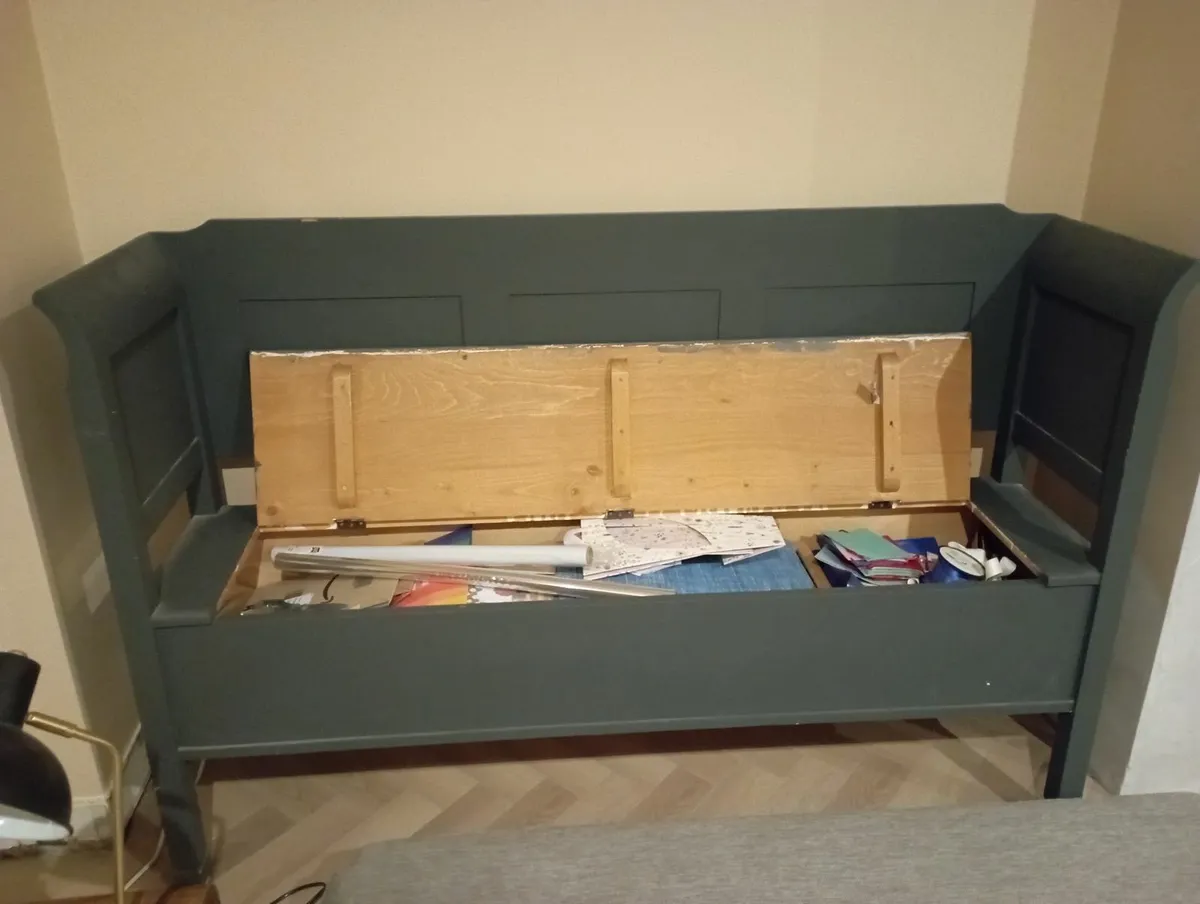 Bench with storage - Image 4