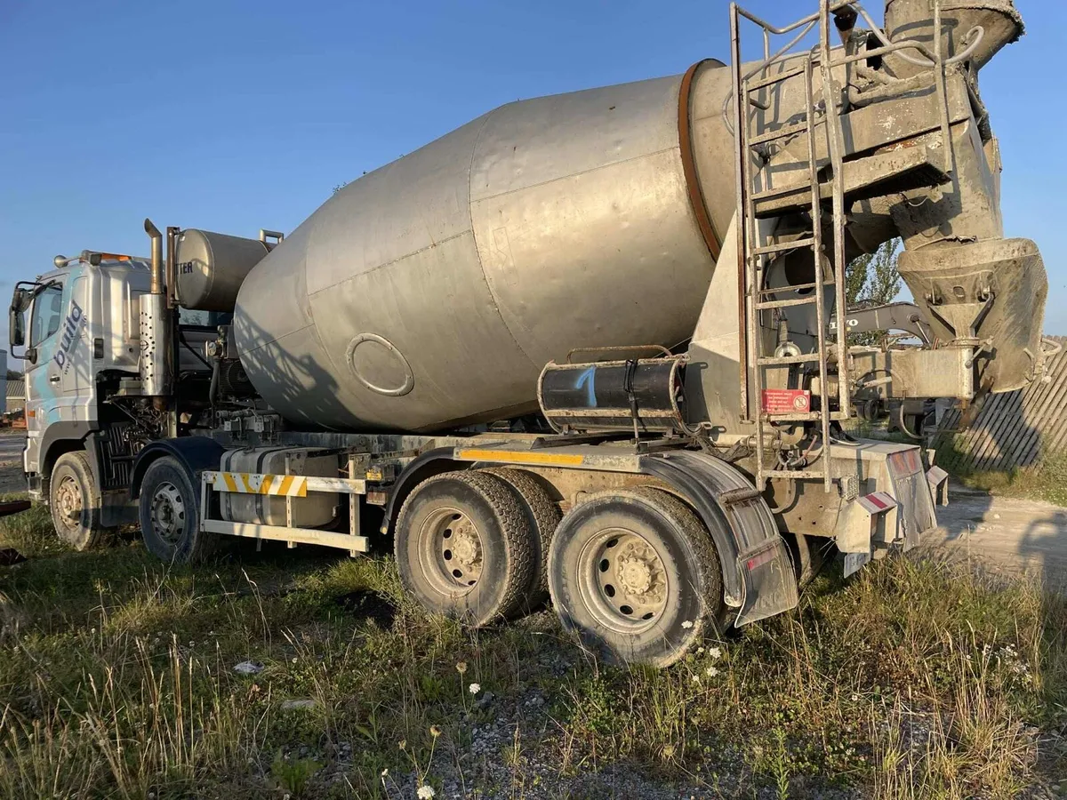 Concrete mixer - Image 3