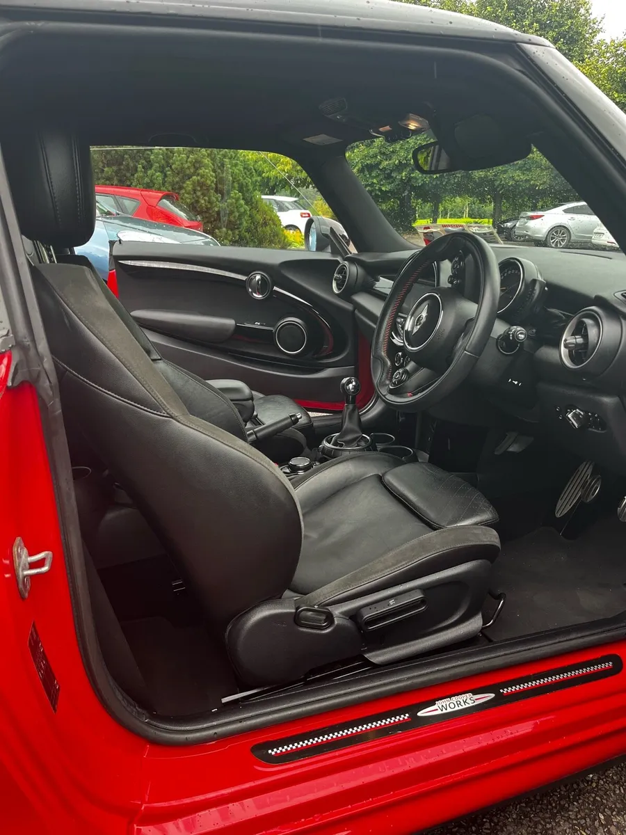 Mini Cooper SD - Image 4