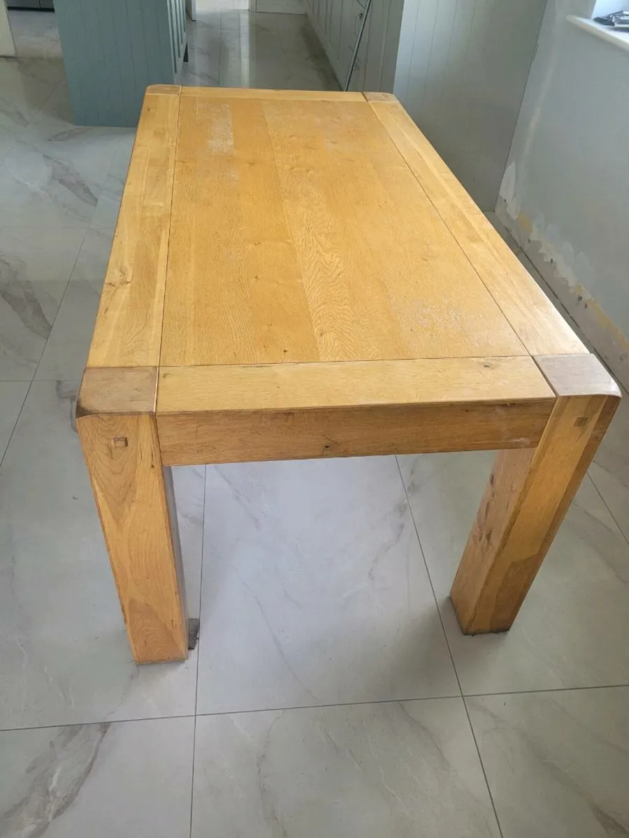 Kitchen /dining room table - Image 3