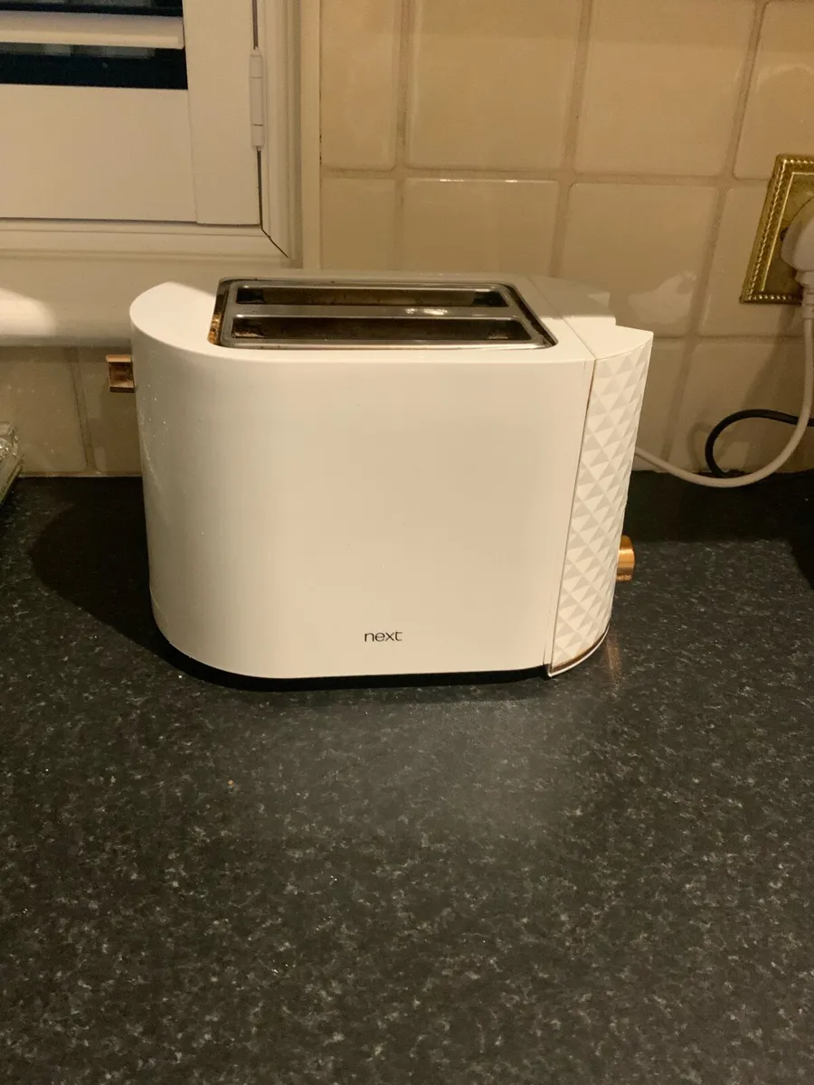 Next kettle and toaster - Image 1