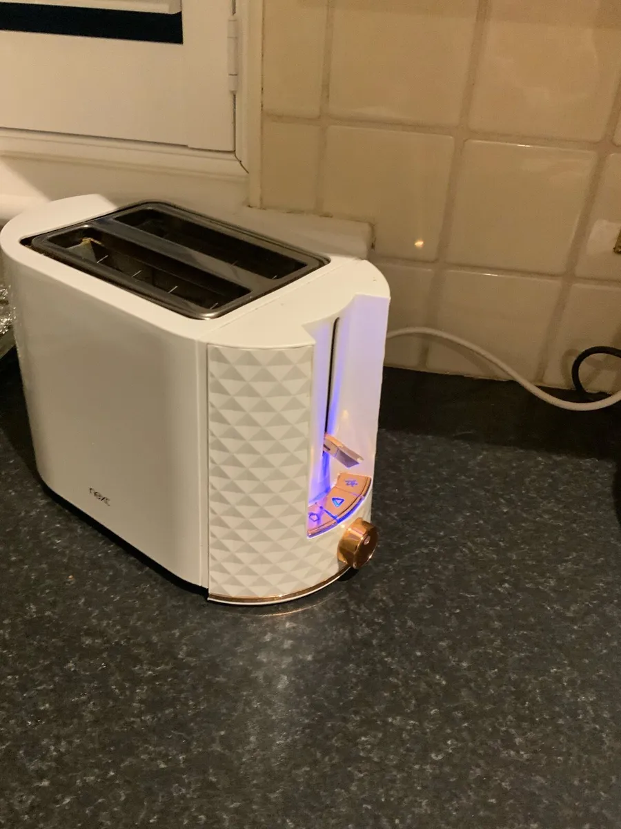 Next kettle and toaster - Image 2