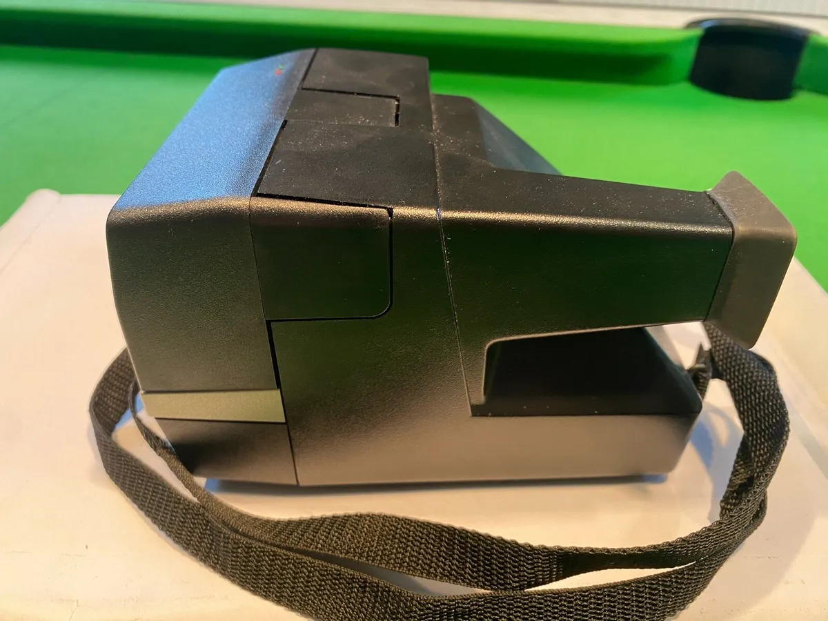Vintage Polaroid cameras - Image 3