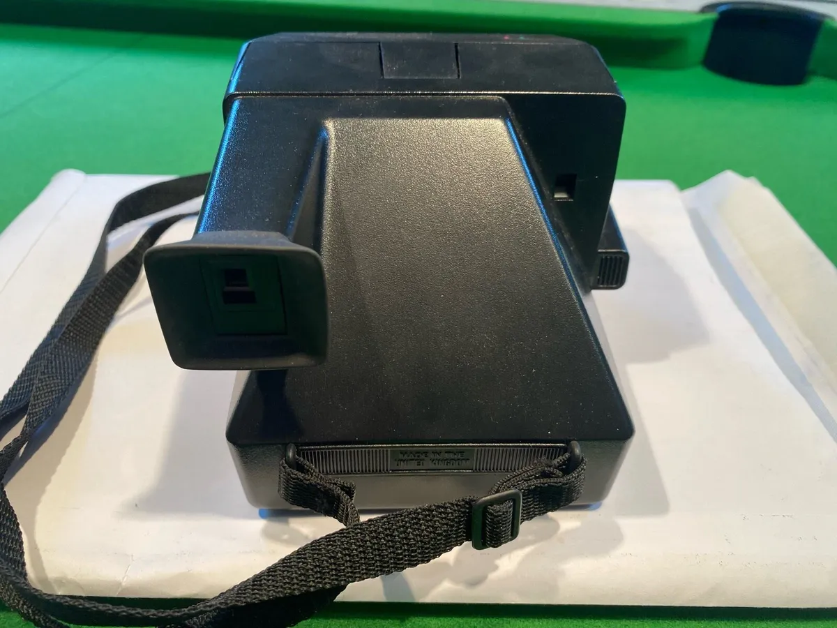 Vintage Polaroid cameras - Image 4