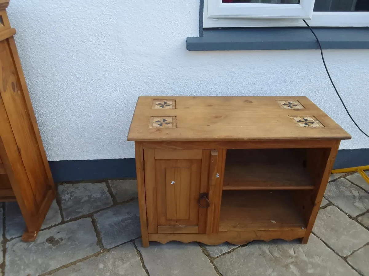 Mexican Pine TV Stand