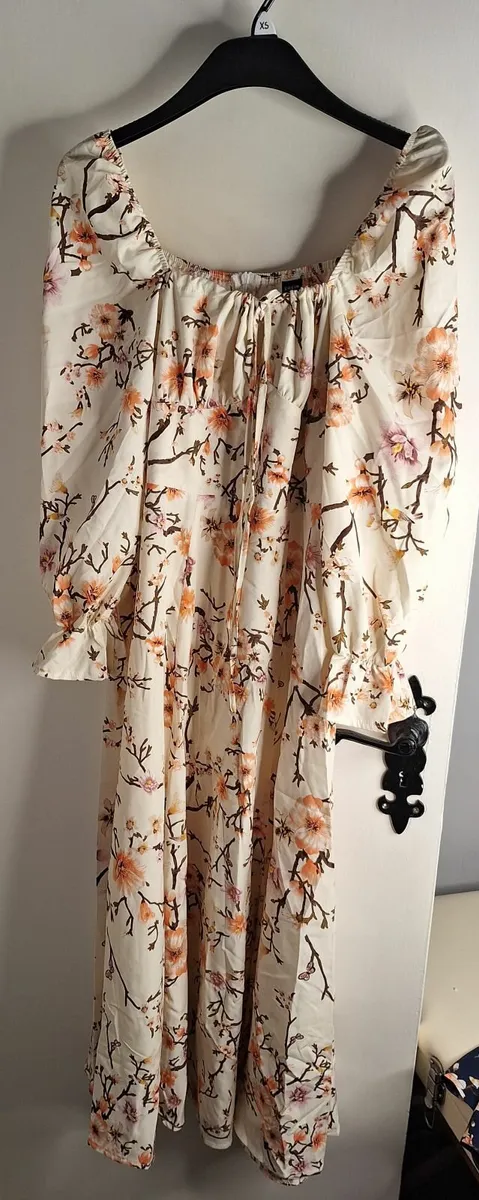 Clothes - Image 2