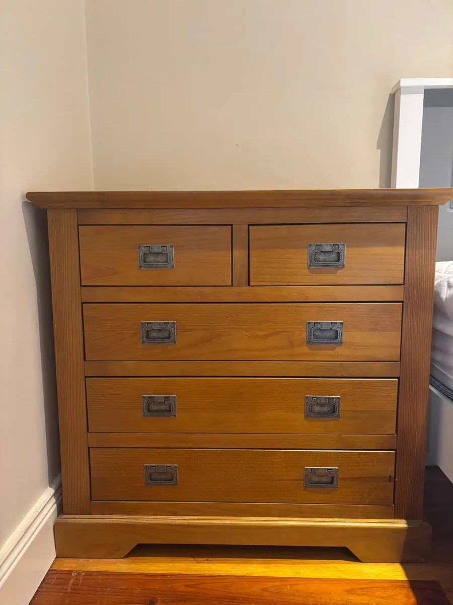 Bedroom furniture - Image 3