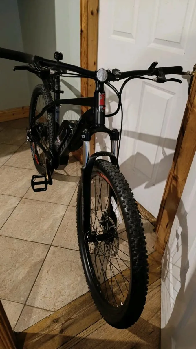 Carrera Vengeance Electric Mountain Bike E Bike - Image 3