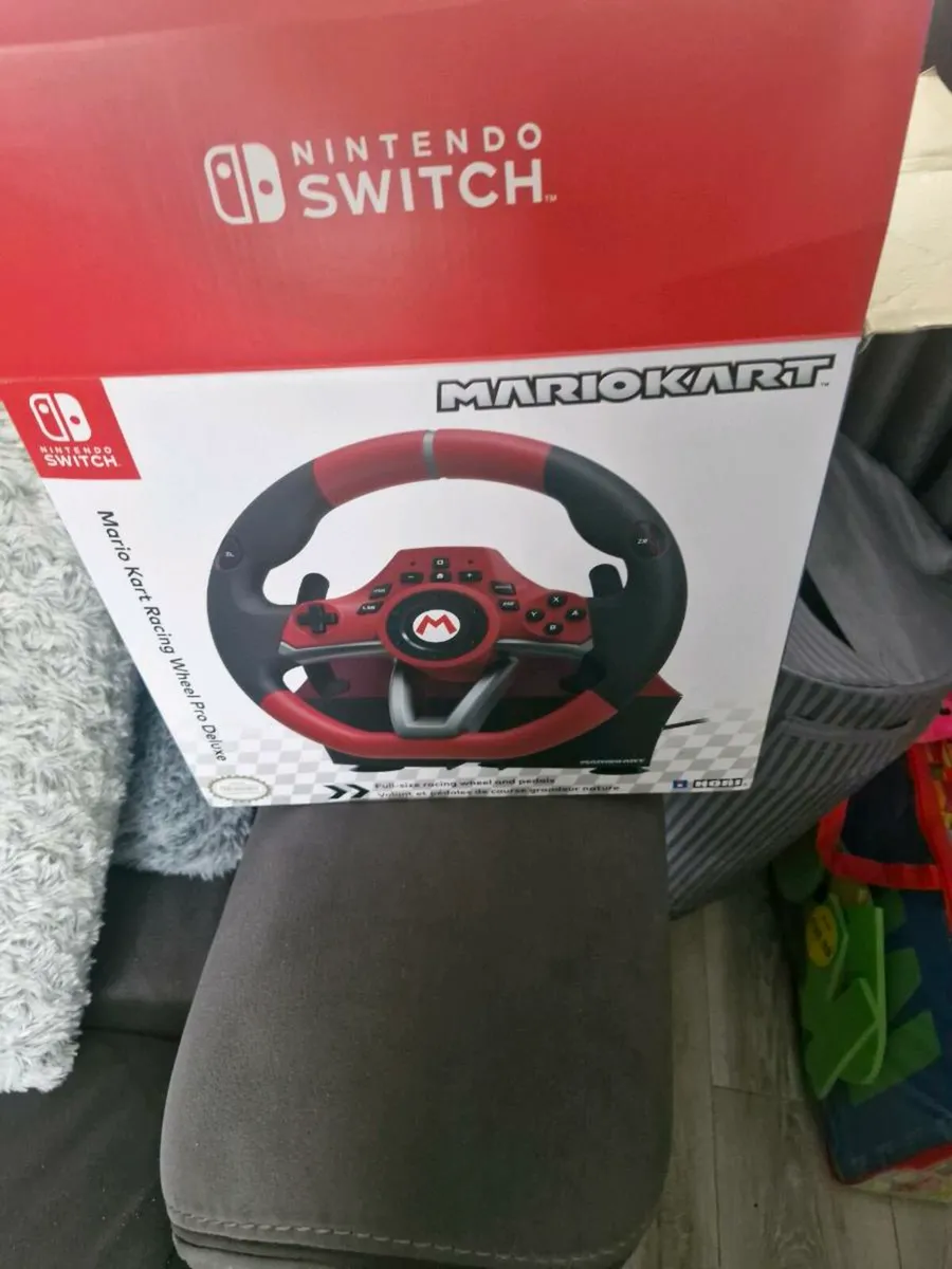 Nintendo switch - Image 1