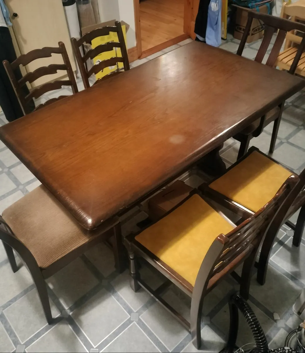 Mahogany dining table + 6 chairs - Image 3