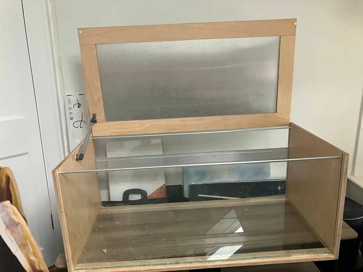 Gerbil cage plus accessories - Image 3