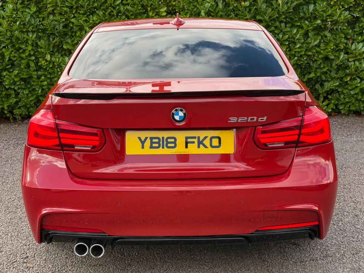 BMW 3-Series 2018 *Low miles* M-Sport - Image 3