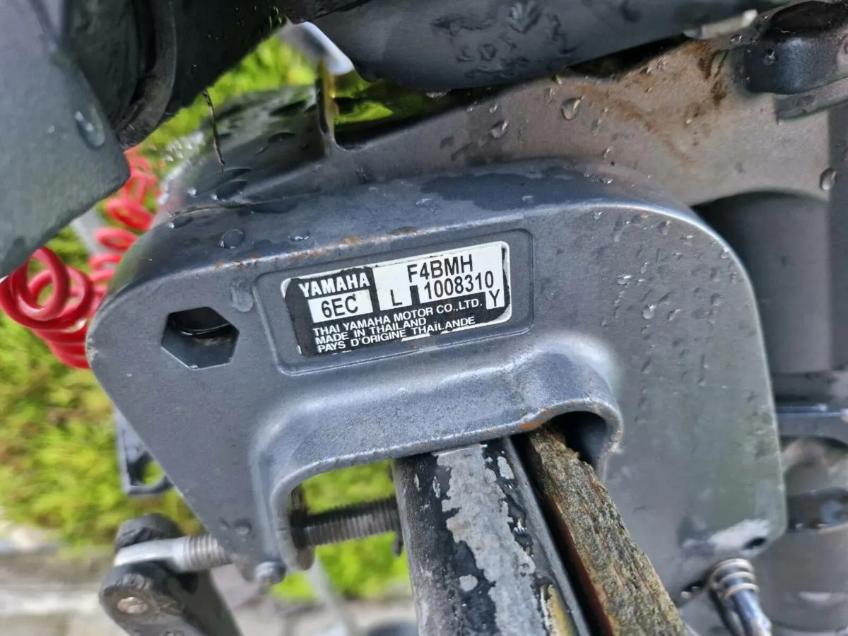 Yamaha 6hp outboard - Image 2