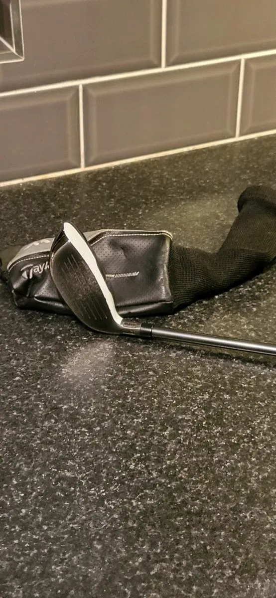 Taylormade M2 3 Hybrid 19° - Image 1