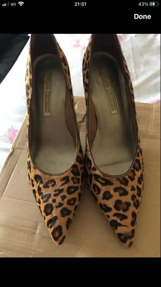 Ladies stunning shoes size 6 €15 - Image 1