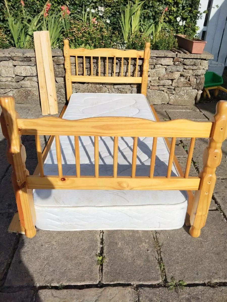 Pine Single bed - Image 4