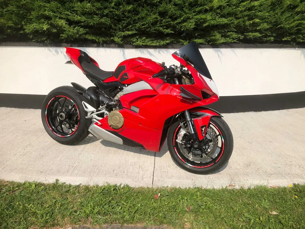 Ducati panigale V4 1100cc - Image 1