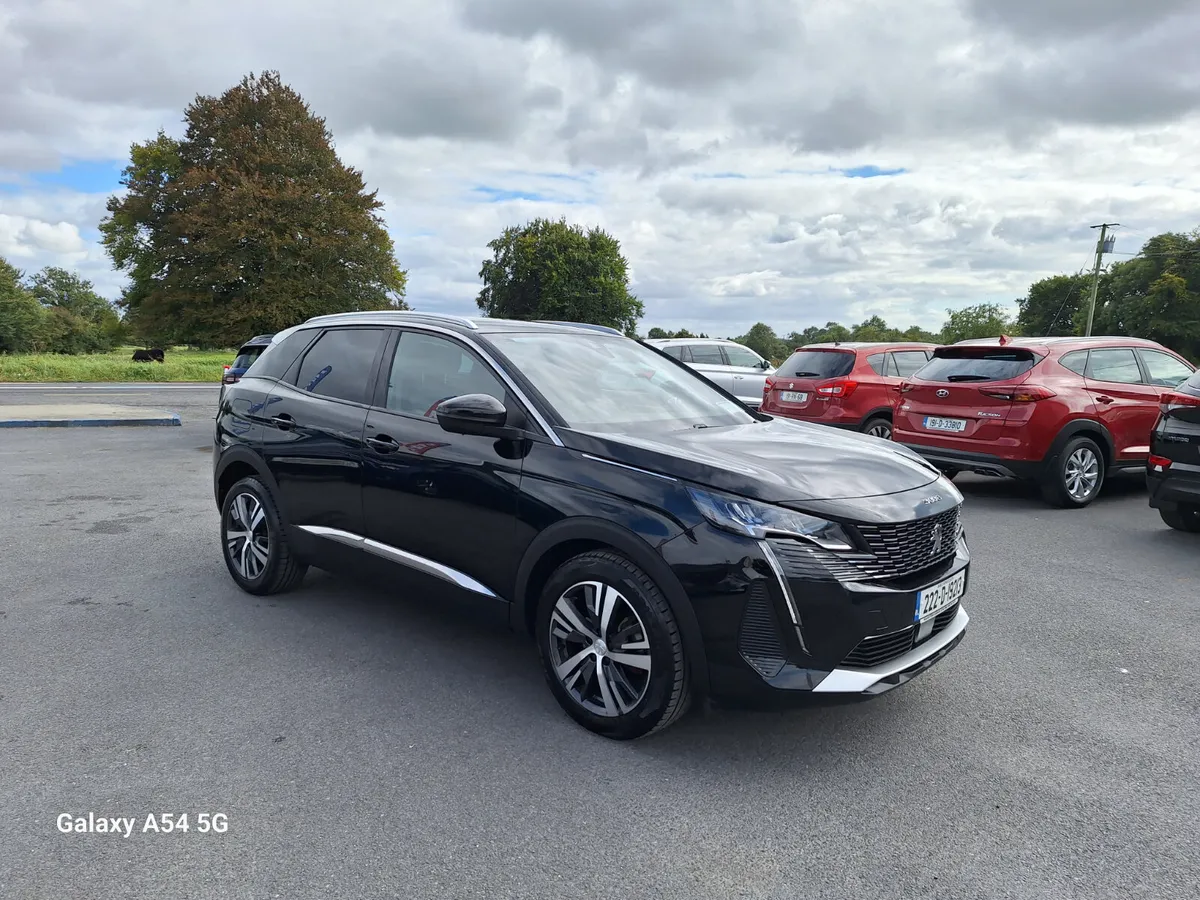 Peugeot 3008 1.5 Allure *High Spec/Camera/Half Lea - Image 1