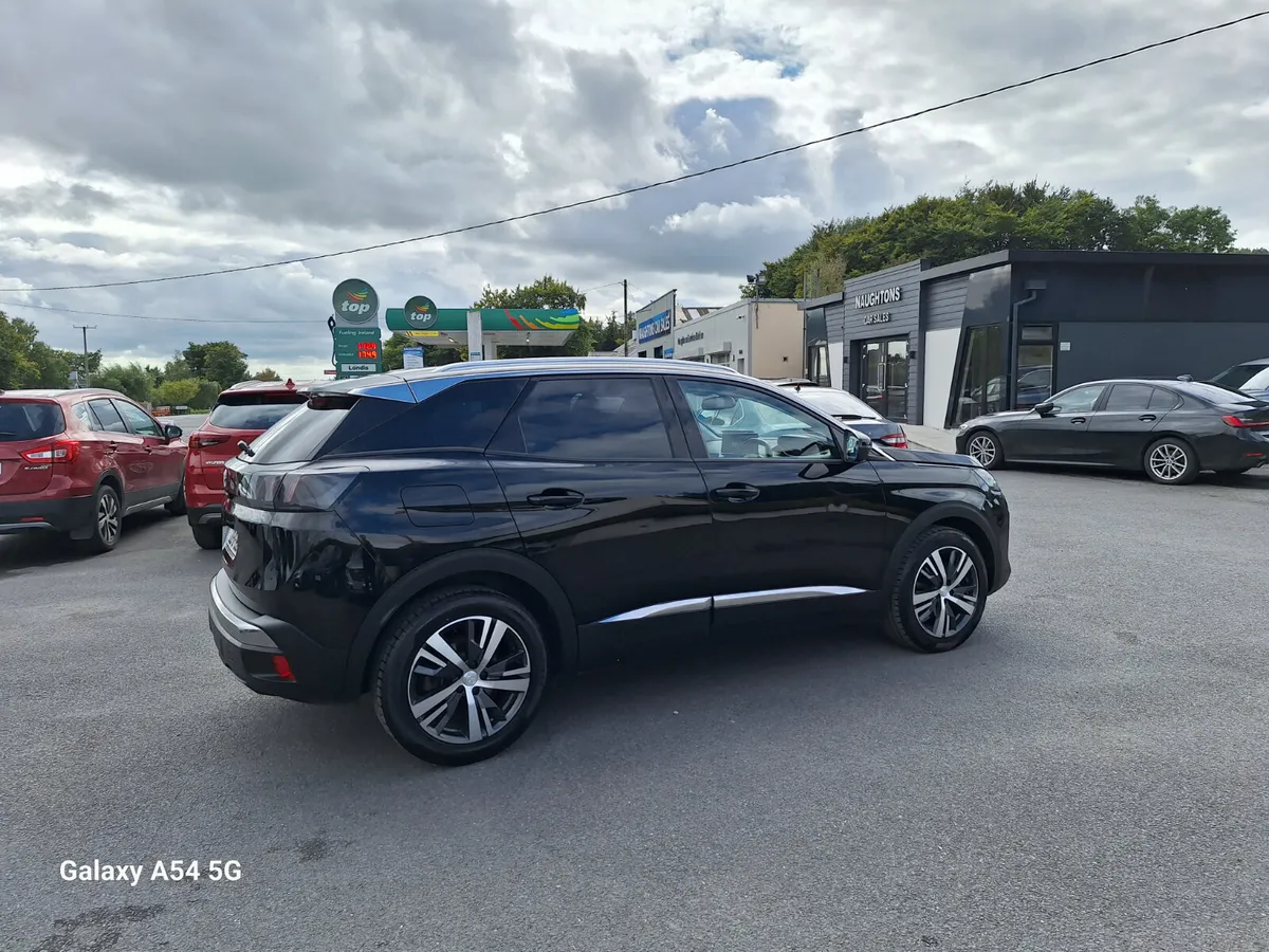 Peugeot 3008 1.5 Allure *High Spec/Camera/Half Lea - Image 3
