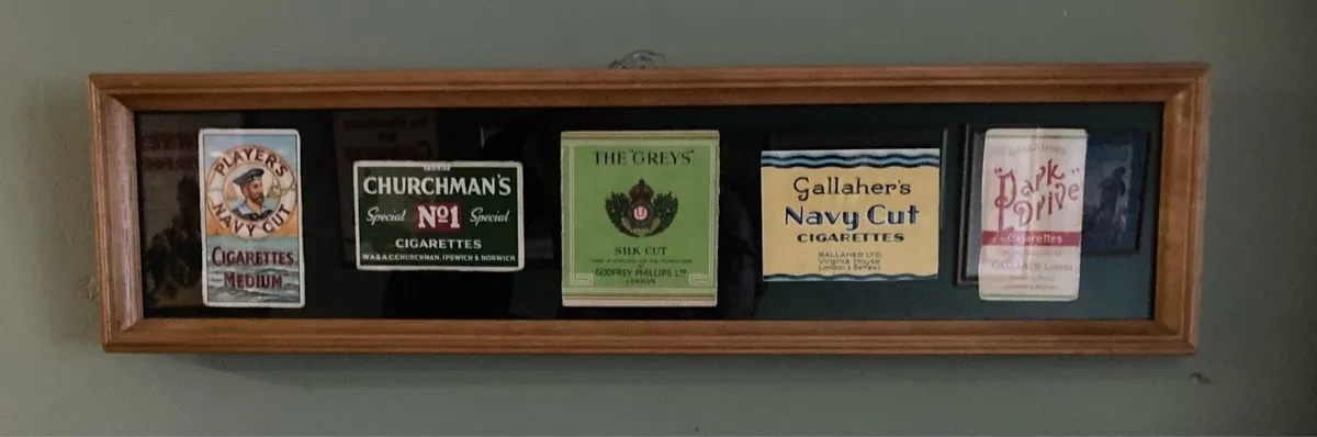 Pub memorabilia - Image 2