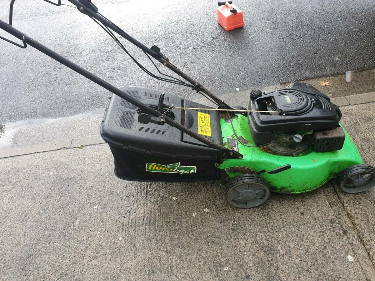 PETROL LAWNMOWER - Image 1