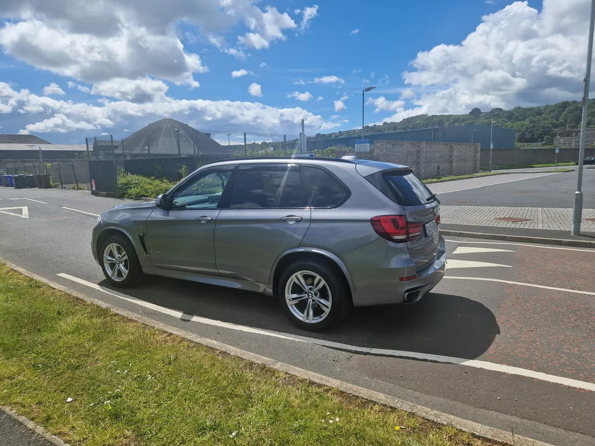 Car - Image 3