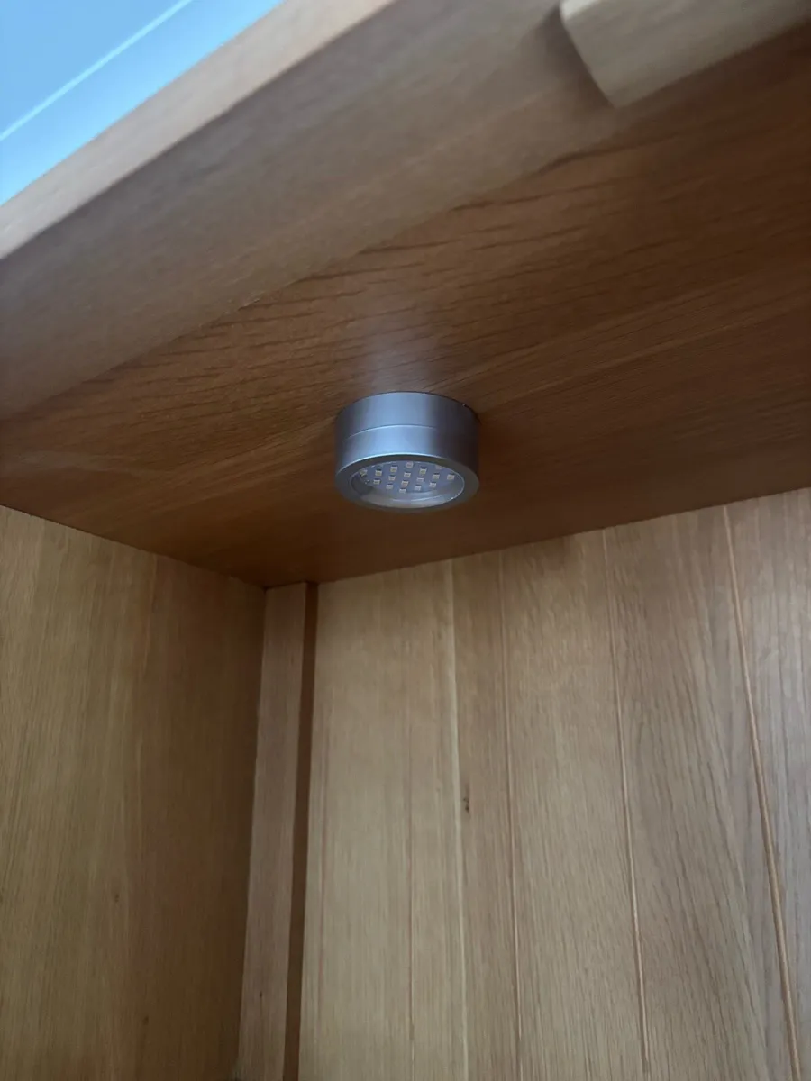 Solid Oak Dinning/Kitchen dresser - Image 4