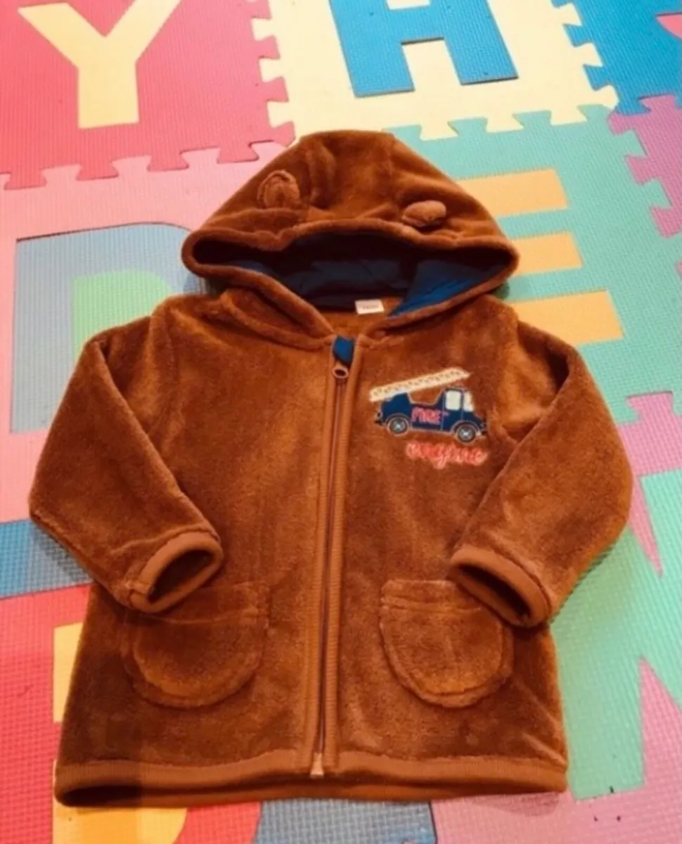 Hoodies/ jumpers up to 2 months - Image 3