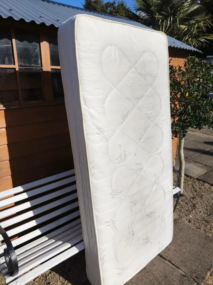 Single Mattress - Image 2
