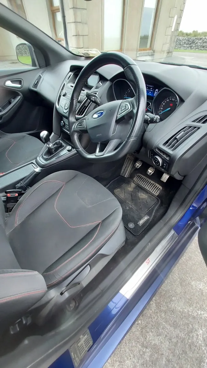 Ford Focus st line 2017 - Image 4