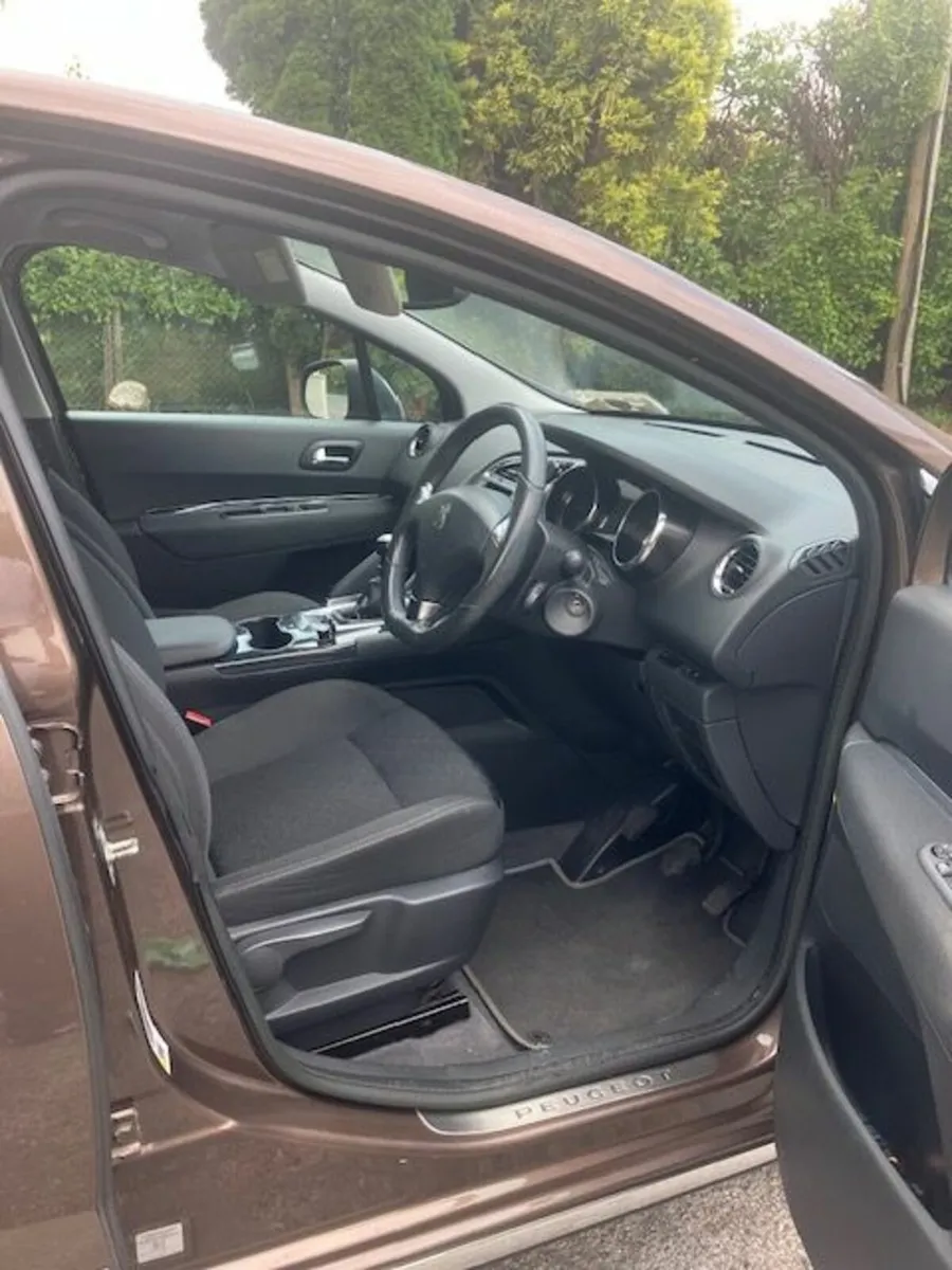 2014  PEUGEOT  3008  HDI  ACTIVE  DIESEL - Image 4