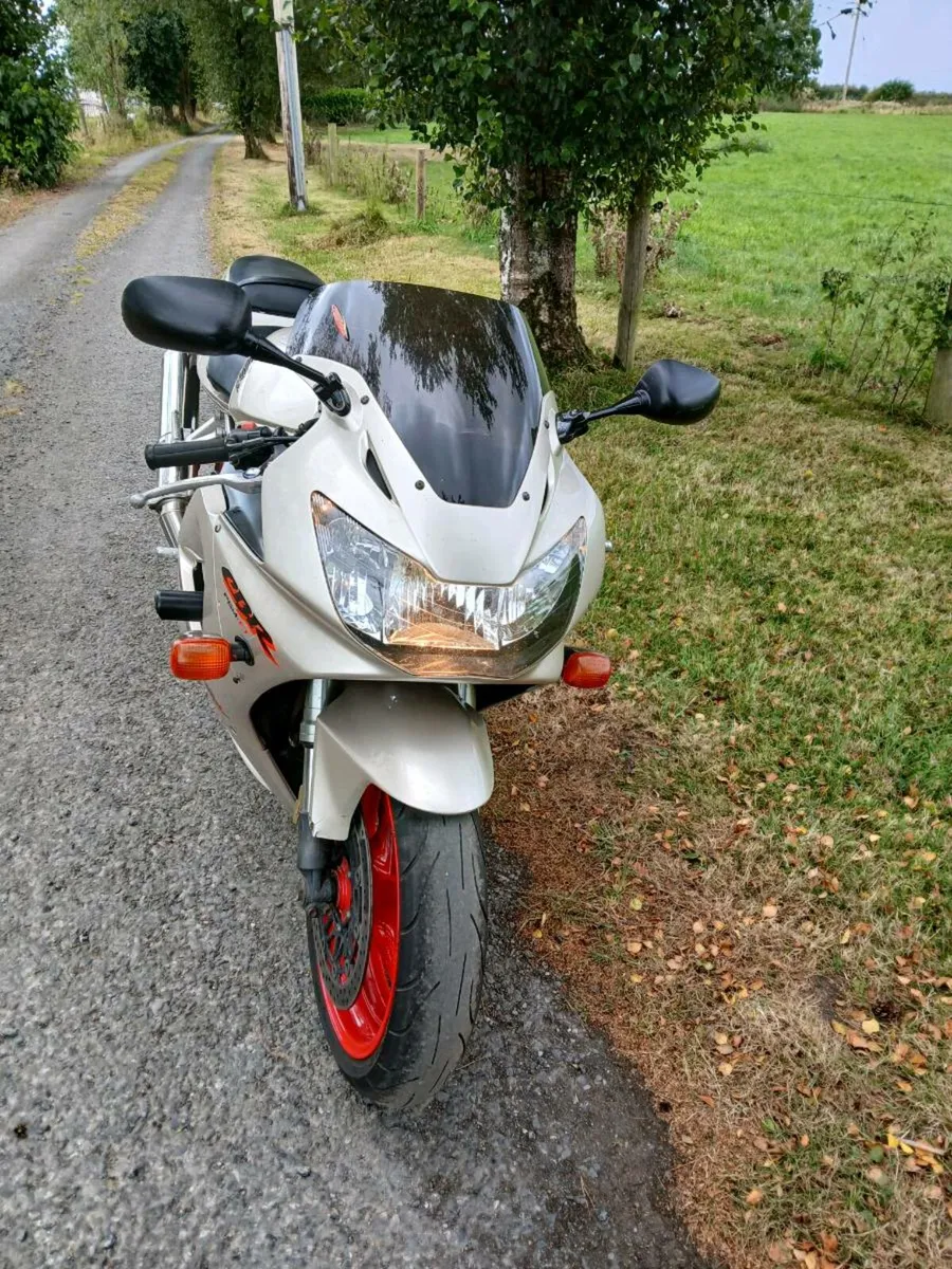 Honda cbr fireblade 929rr - Image 4