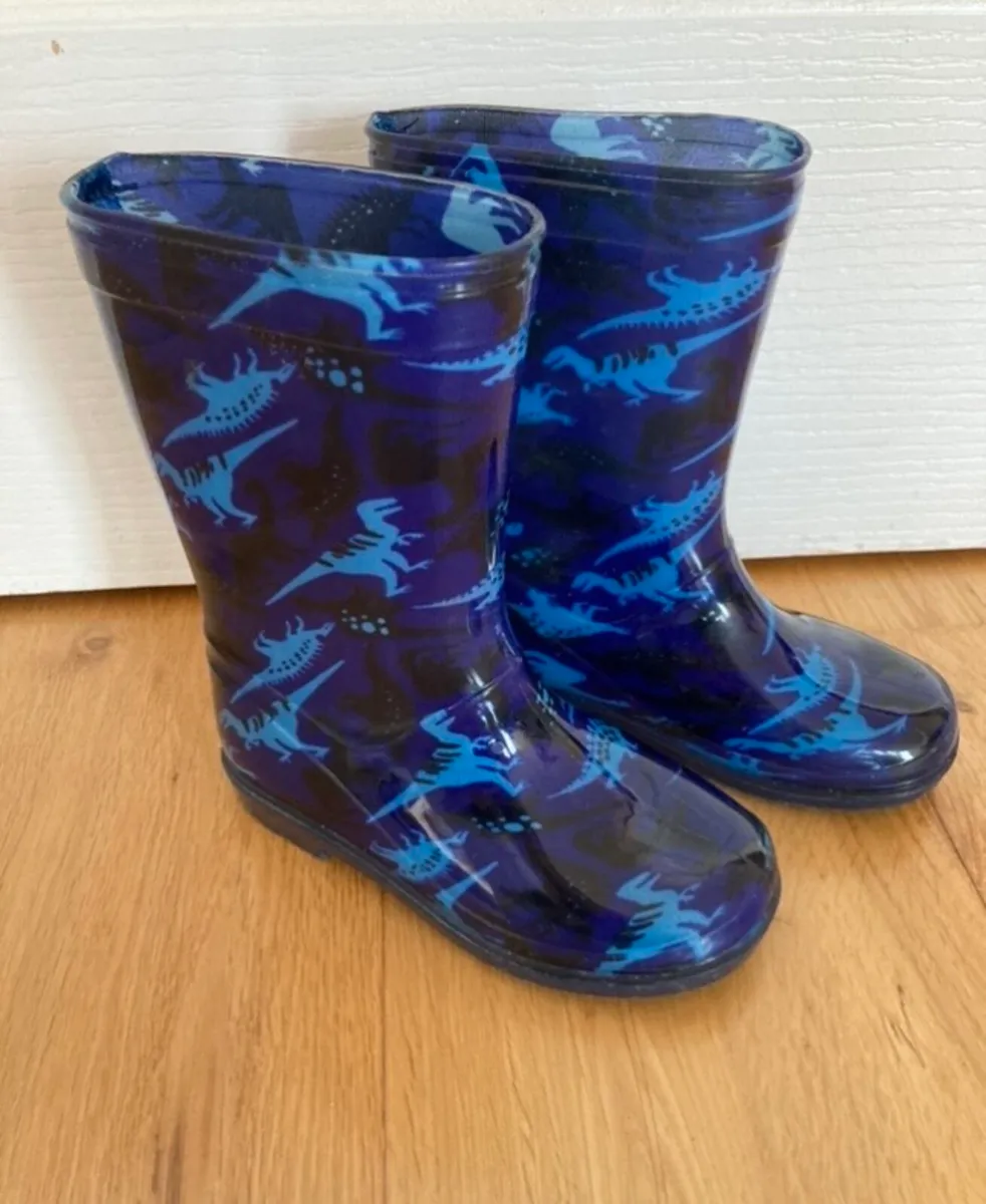 Wellingtons 10uk - Image 1