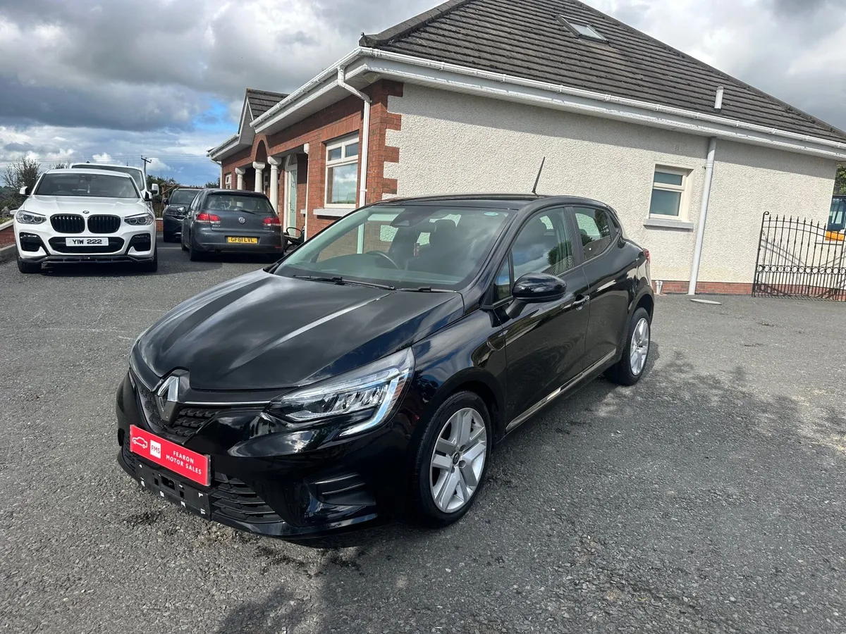 2020 Renault Clio - Image 1